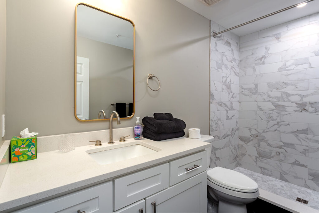 Frontier House Airbnb Bathroom